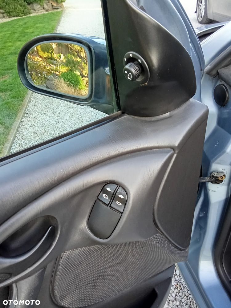 Ford Focus 1.8 TDCi Titanium - 40
