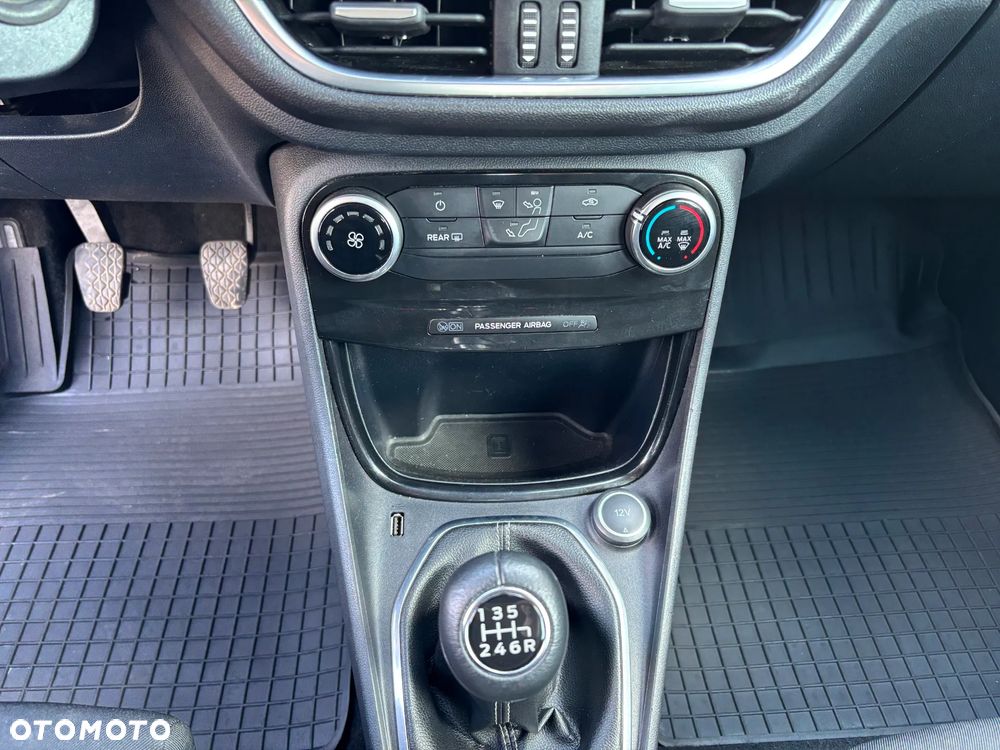 Ford Puma 1.0 EcoBoost mHEV Titanium - 25