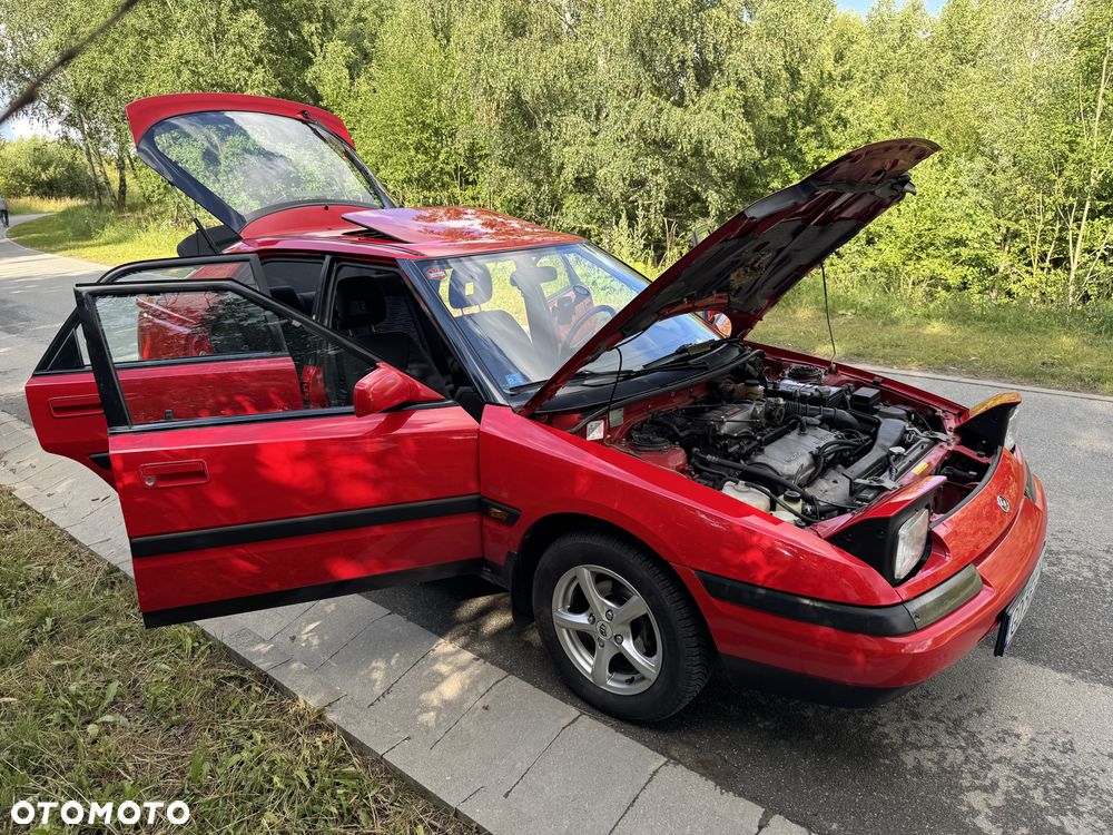 Mazda 323F - 25