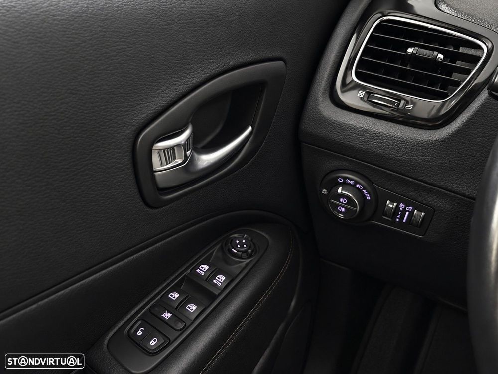 Jeep Compass 1.6 M-Jet Limited - 6
