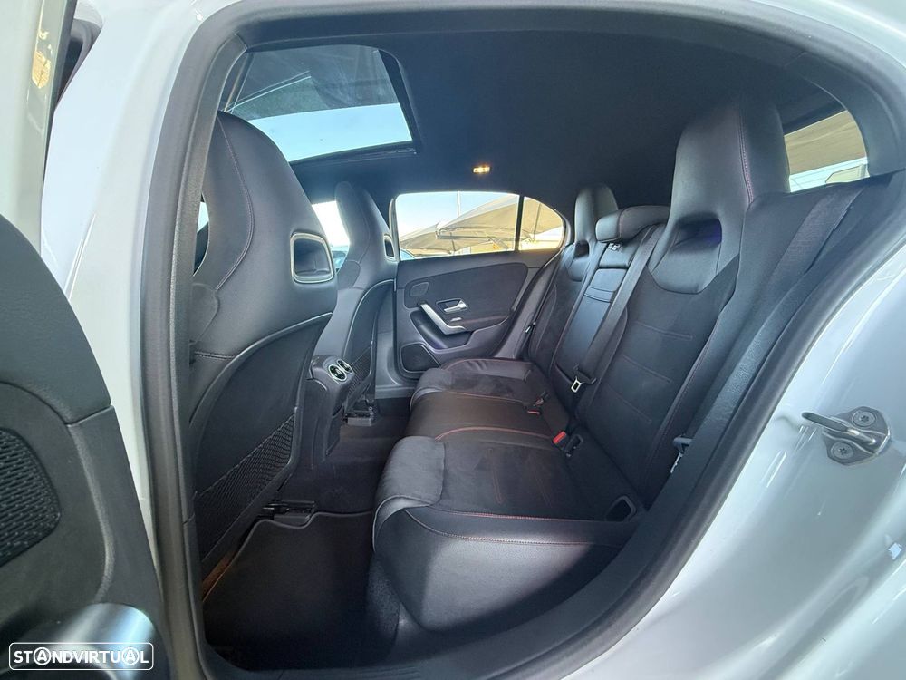 Mercedes-Benz A 180 d 7G-DCT AMG Line - 7