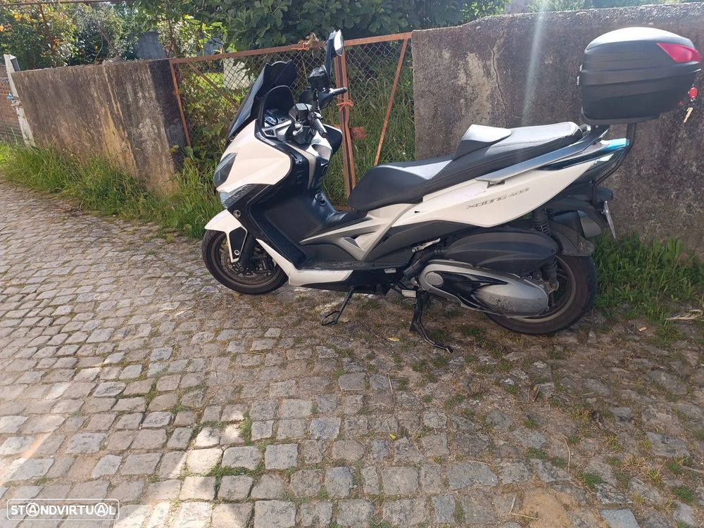 Kymco Xciting 400 I - 3