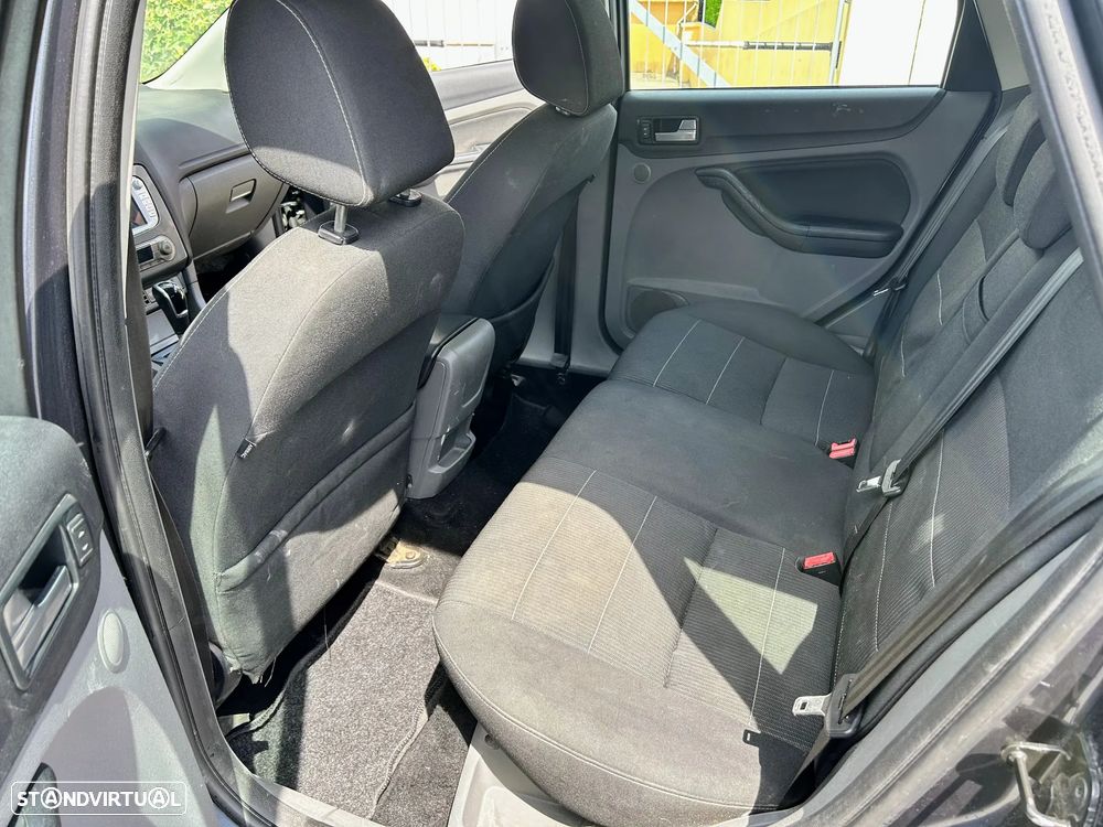 Ford Focus SW 2.0 TDCi Titanium PowerShift - 15
