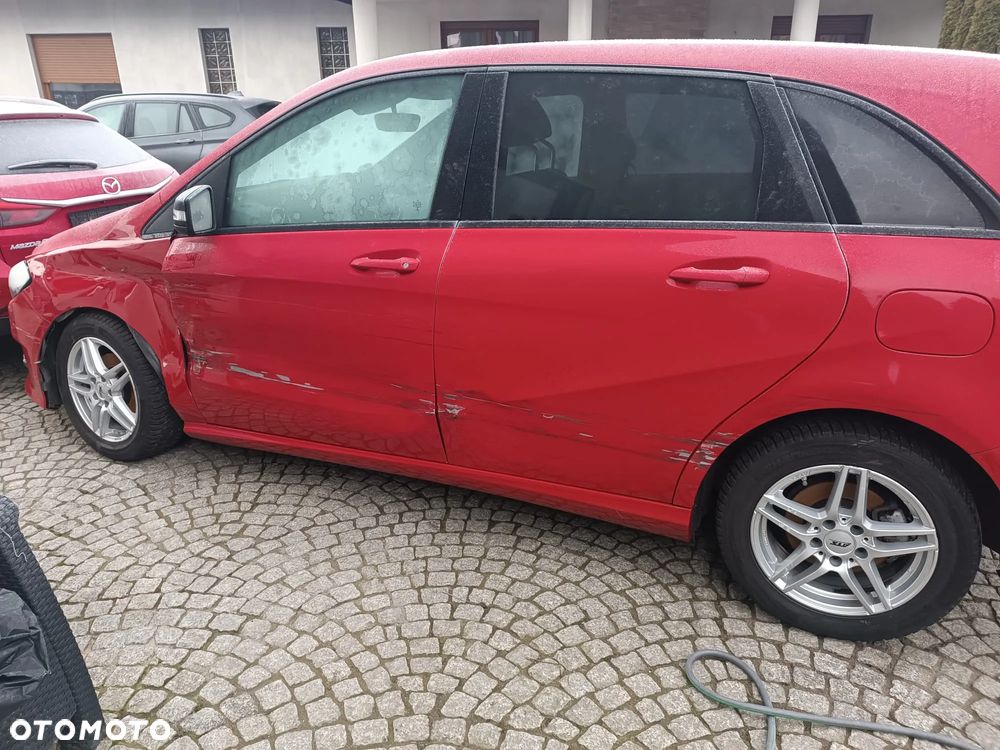 Mercedes-Benz Klasa B 180 CDI BlueEFFICIENCY Edition Style - 14