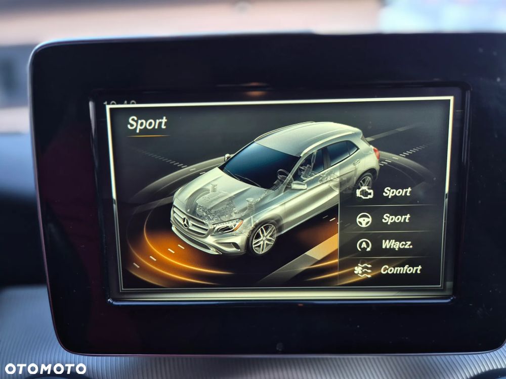 Mercedes-Benz GLA 180 (CDI) d 7G-DCT AMG Line - 19