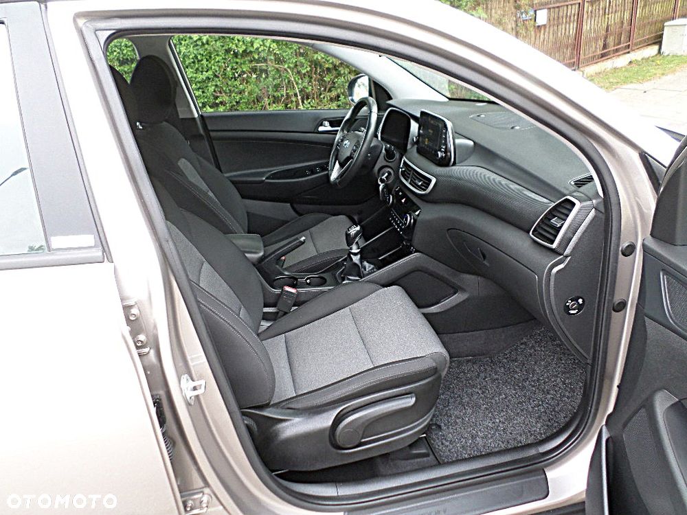 Hyundai Tucson blue 1.6 GDi 2WD Navi - 20