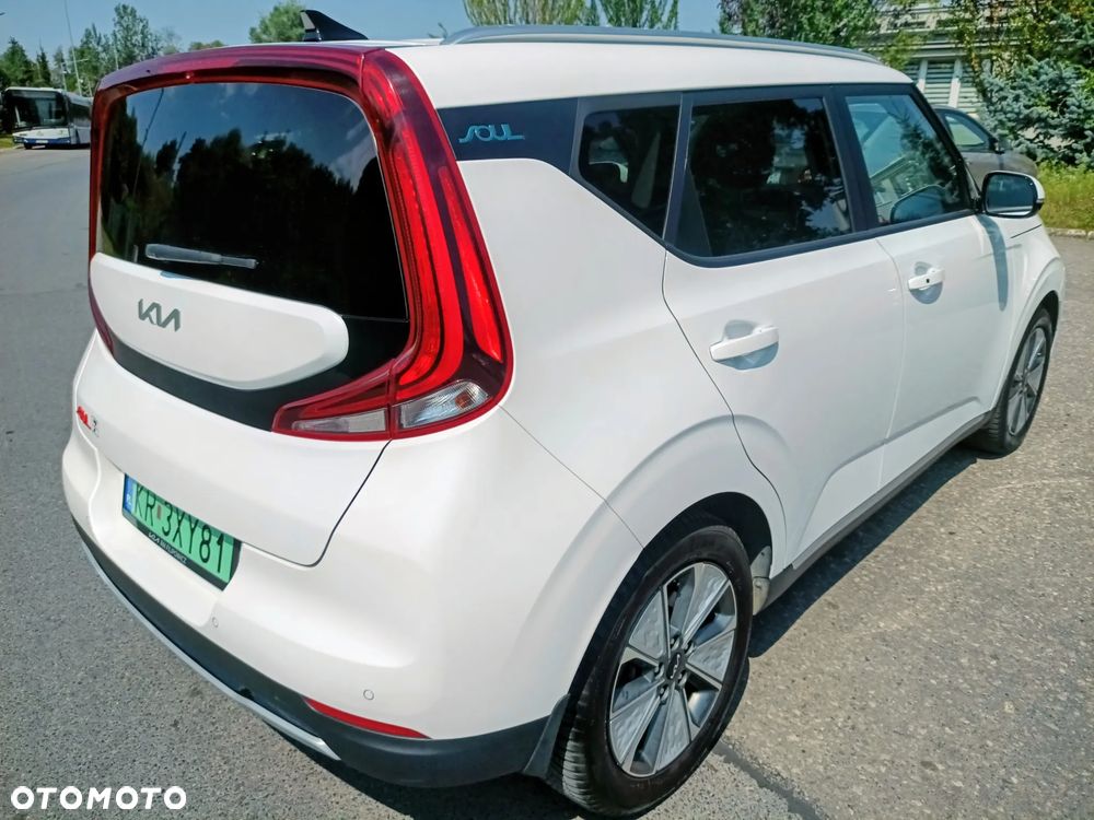 Kia Soul 64kWh L - 8