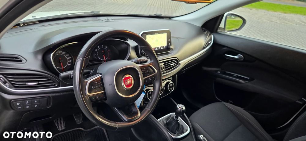 Fiat Tipo 1.4 T-Jet Lounge - 8