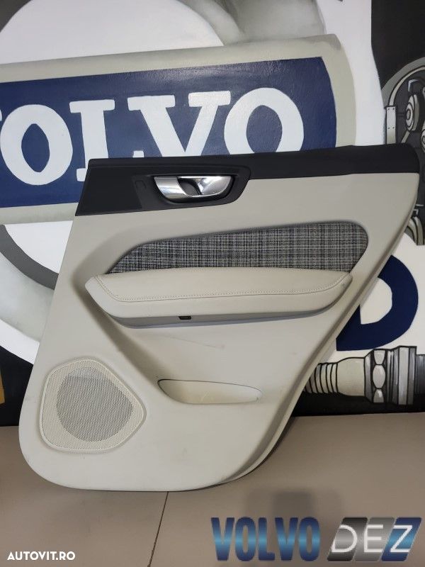 Fata usa dreapta spate VOLVO XC60 30747682 - 1