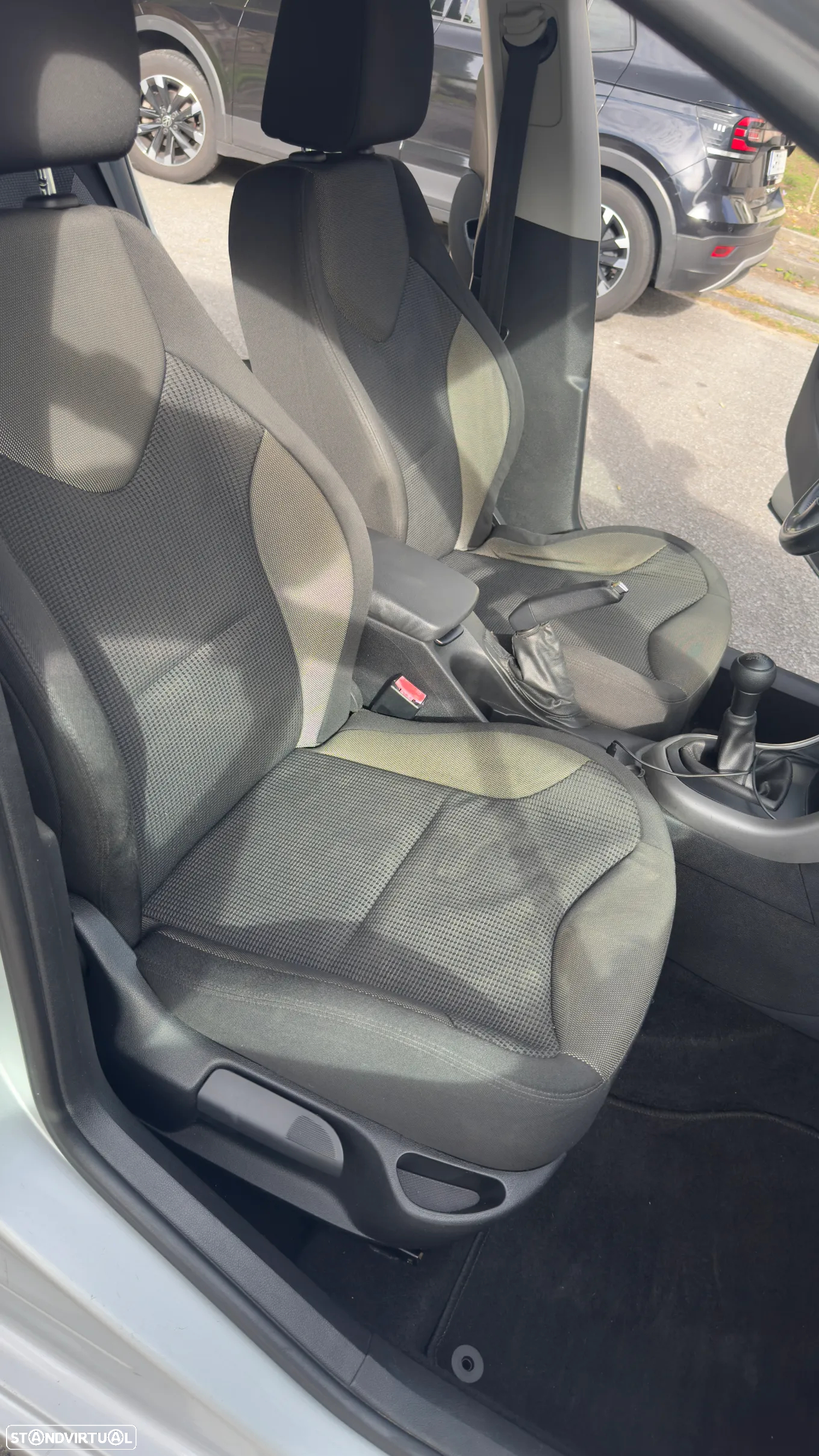 Peugeot 308 1.6 HDi Executive - 16