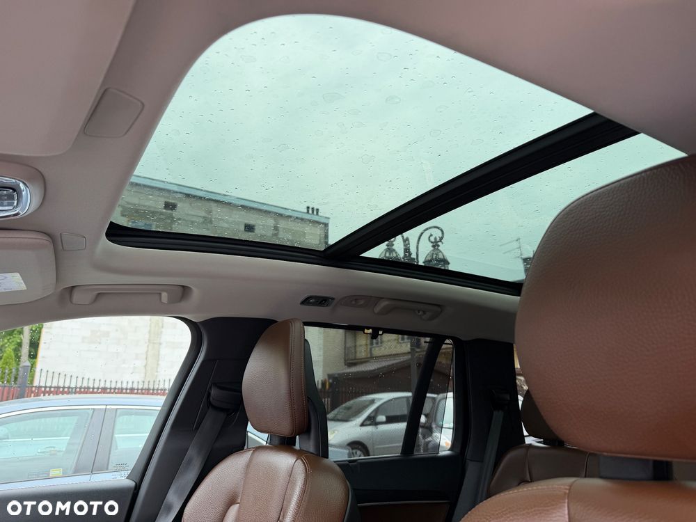 Volvo XC 90 B5 D AWD Momentum Pro - 8