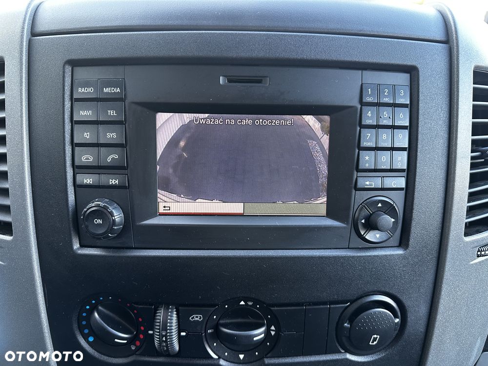 Mercedes-Benz SPRINTER 316 163KM kontener z winda 750kg 2017 R - 21