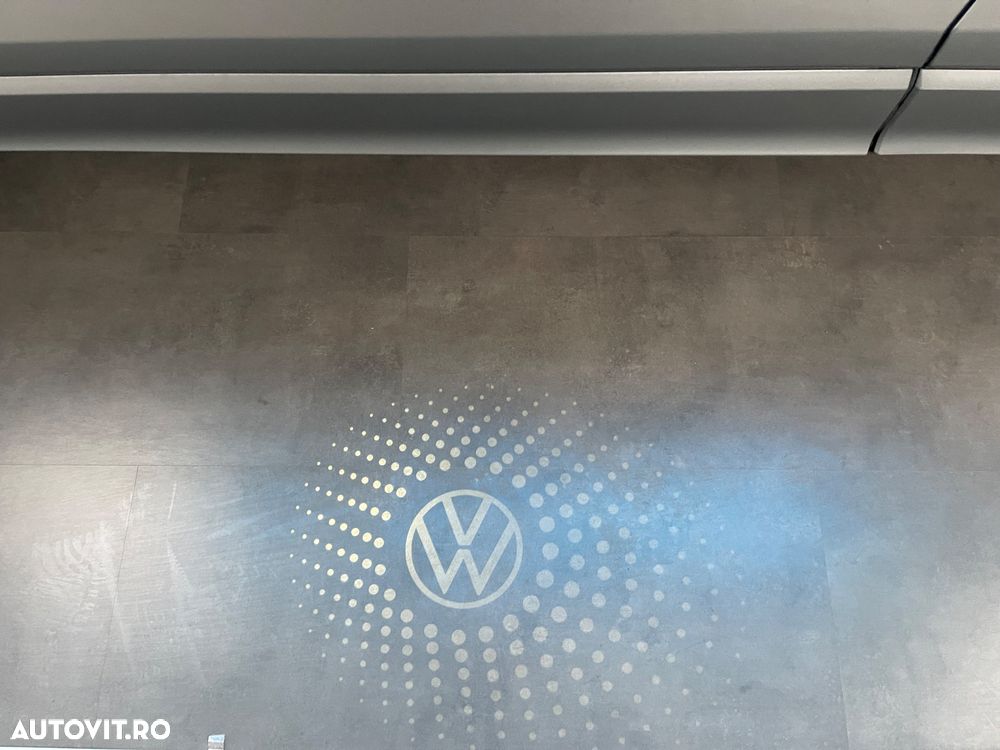 Volkswagen Touareg V6 TDI 4MOTION R-Line - 16