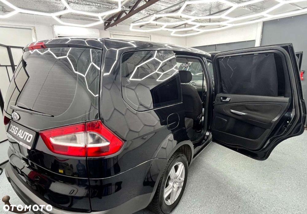 Ford Galaxy - 33