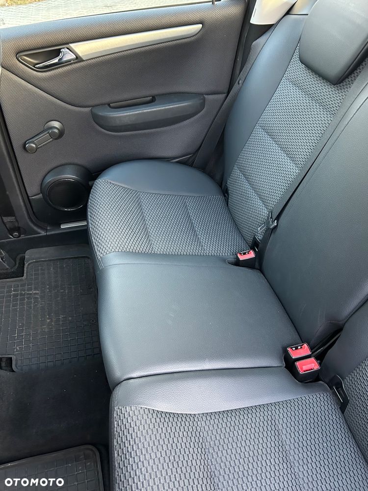 Mercedes-Benz Klasa A 160 BlueEFFICIENCY - 18