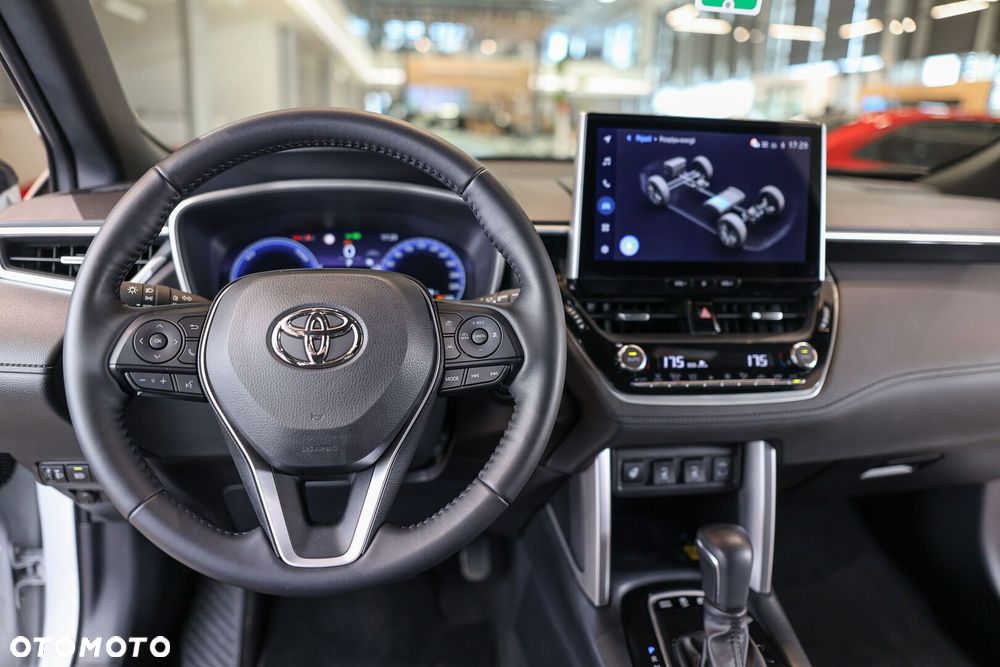 Toyota Corolla Cross 2.0 Hybrid Executive AWD - 22