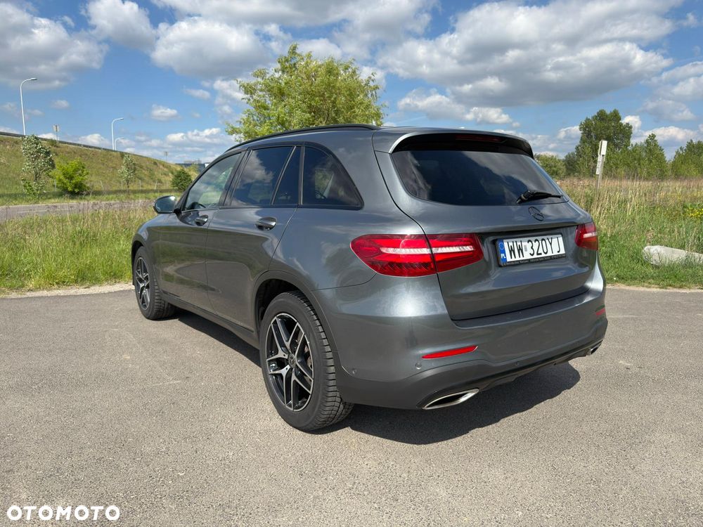 Mercedes-Benz GLC 250 4Matic 9G-TRONIC AMG Line - 3