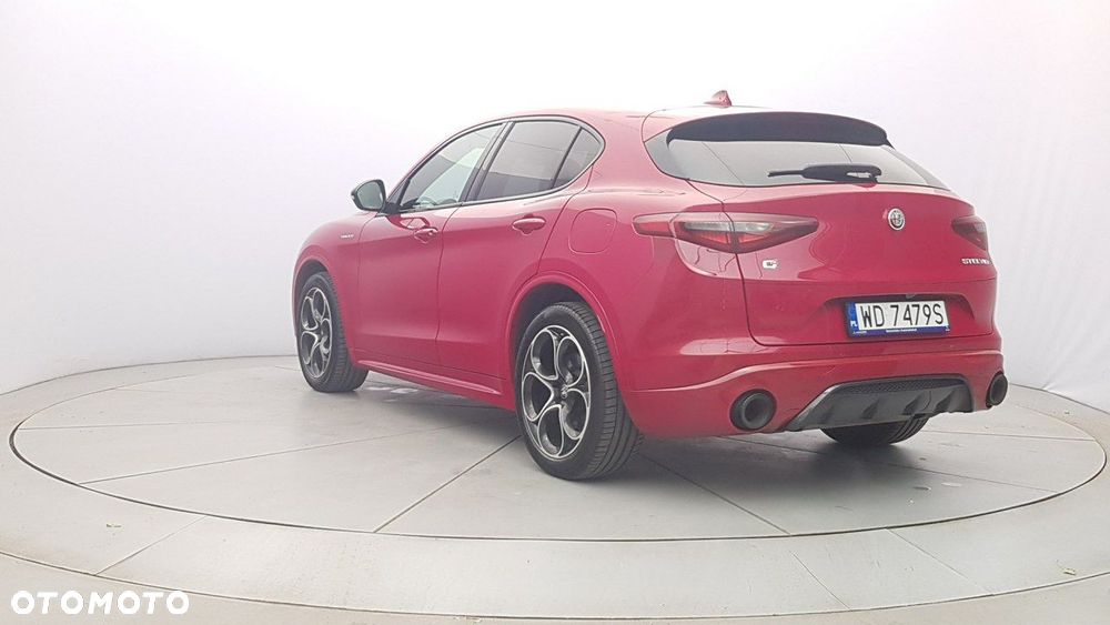 Alfa Romeo Stelvio - 5
