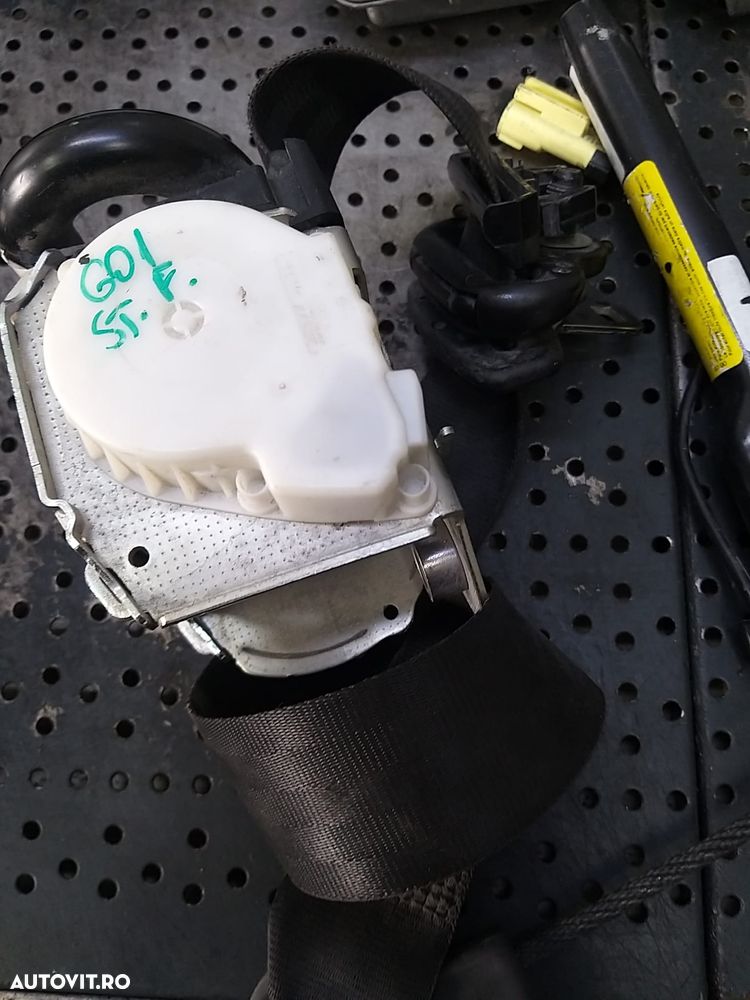 Centura cu capsa pretensiometru stanga fata bmw x3 g01 34168584a - 2