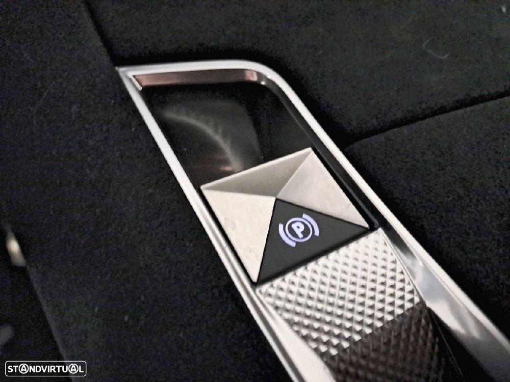 DS DS7 1.5 BlueHDi Pallas EAT8 - 23