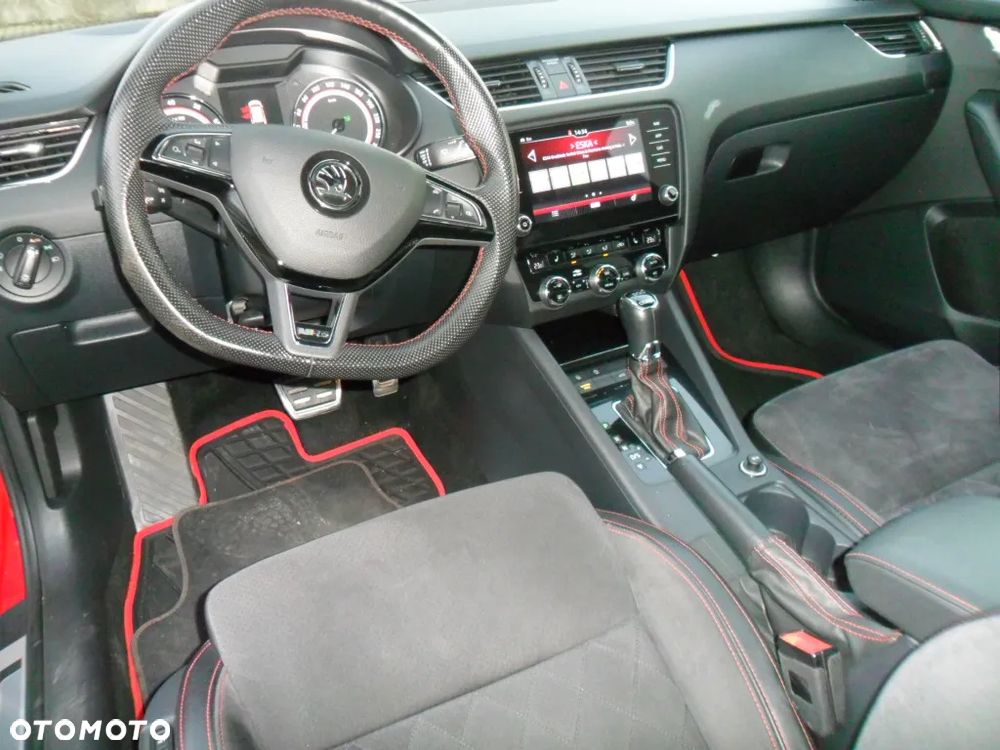 Skoda Octavia 2.0 TSI RS 245 DSG - 25