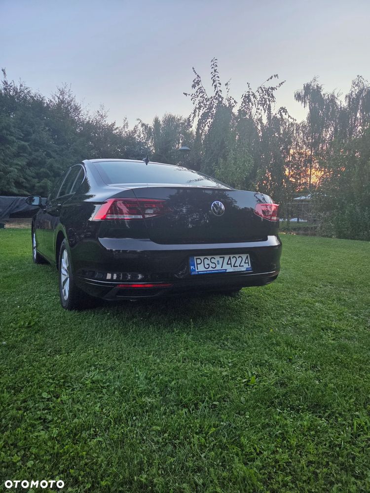 Volkswagen Passat 1.5 TSI EVO Elegance DSG - 8