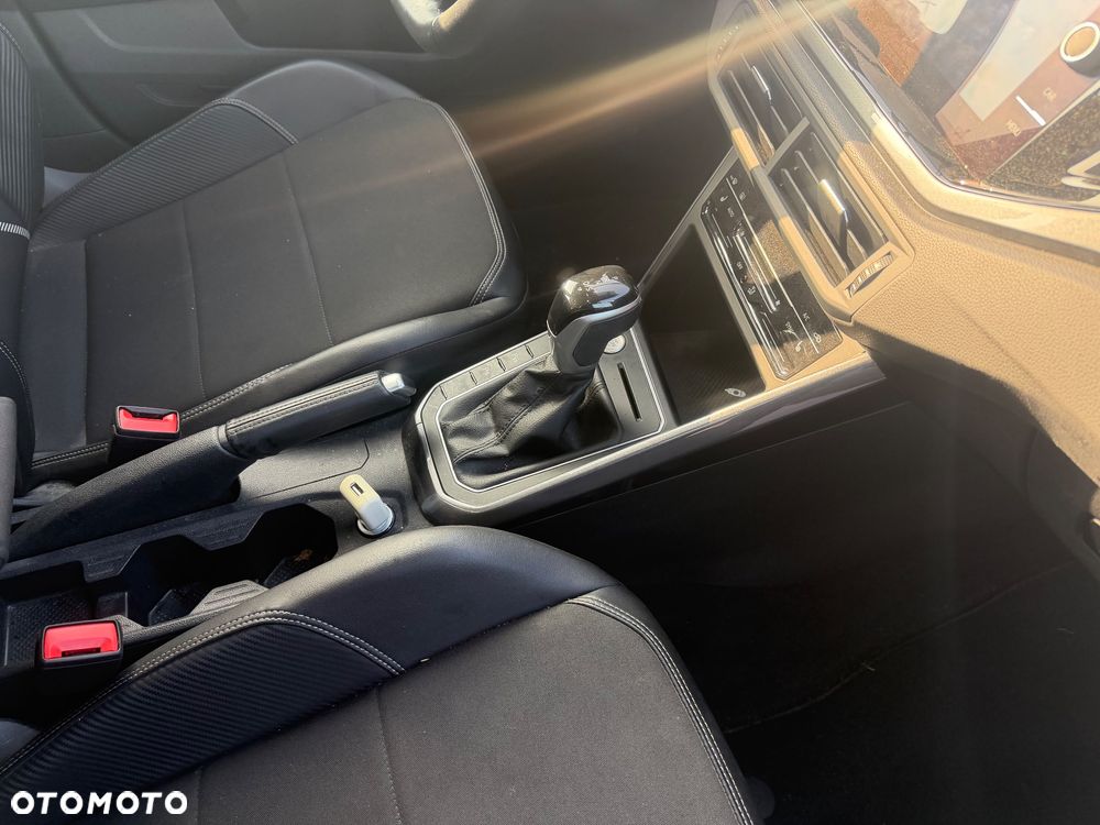 Volkswagen Taigo 1.5 TSI OPF DSG Style - 12