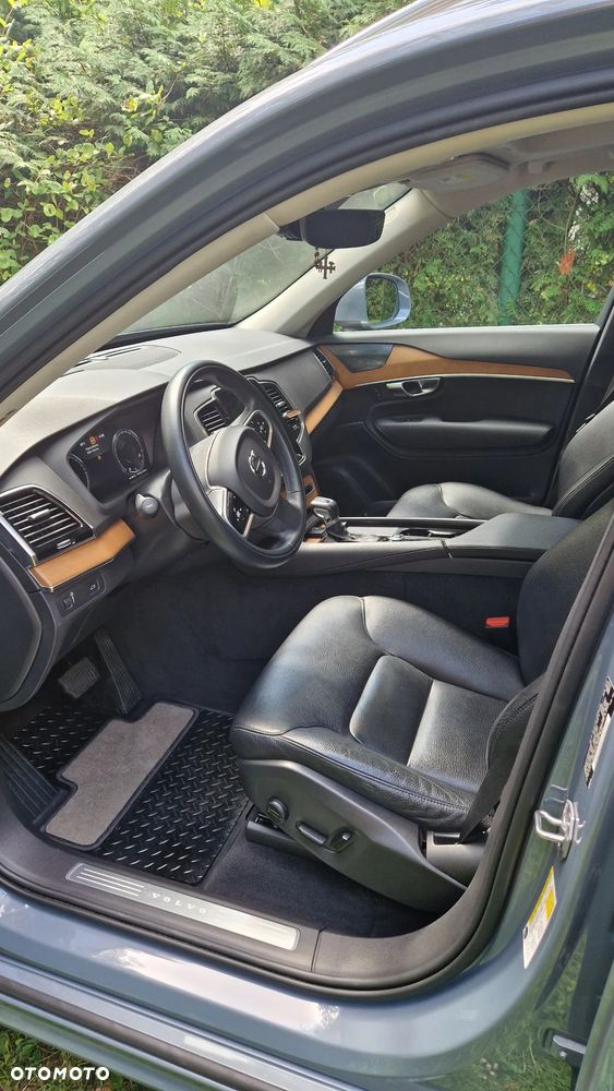 Volvo XC 90 T6 GPF AWD Momentum 7os - 8