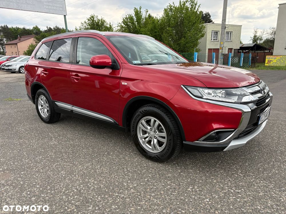 Mitsubishi Outlander 2.0 Invite + 2WD - 6