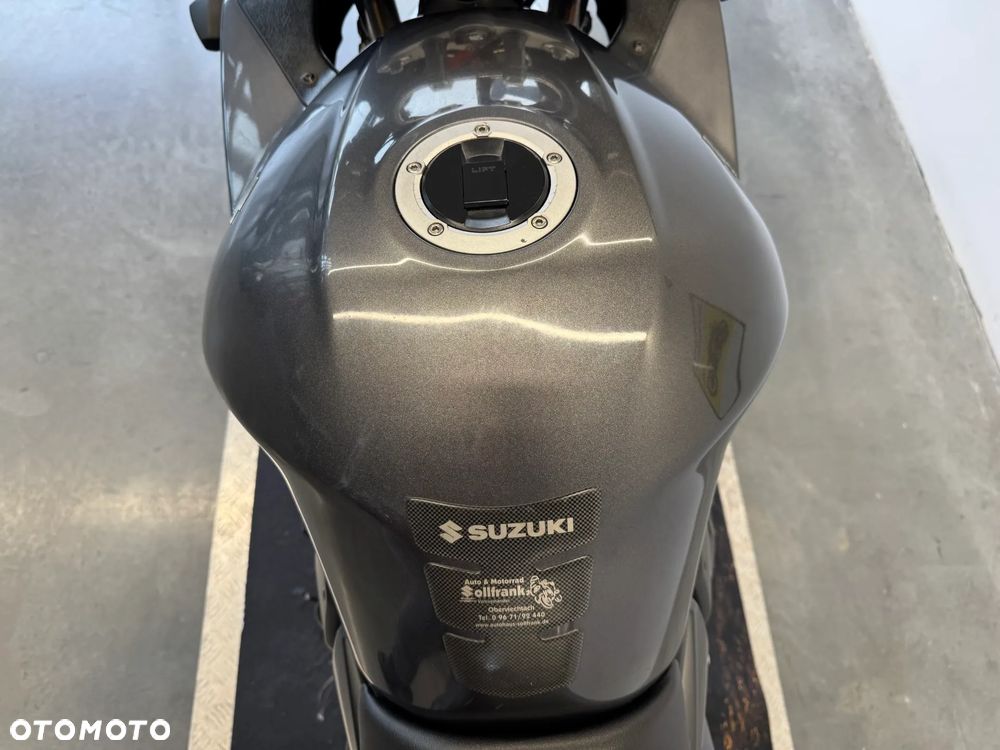 Suzuki Bandit - 28