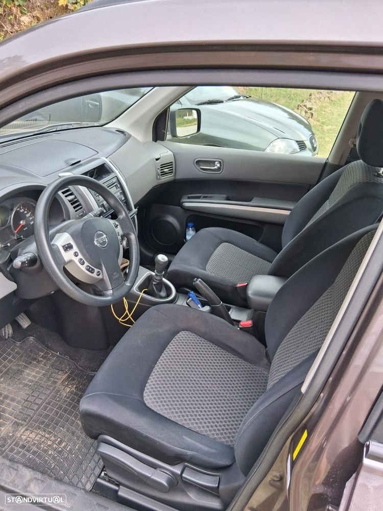 Nissan X-Trail 2.0 DCi 4x4 DPF XE - 6