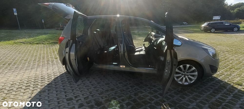 Opel Meriva - 25