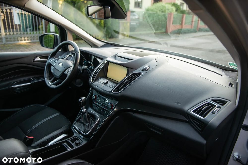 Ford C-MAX Diesel Titanium - 27