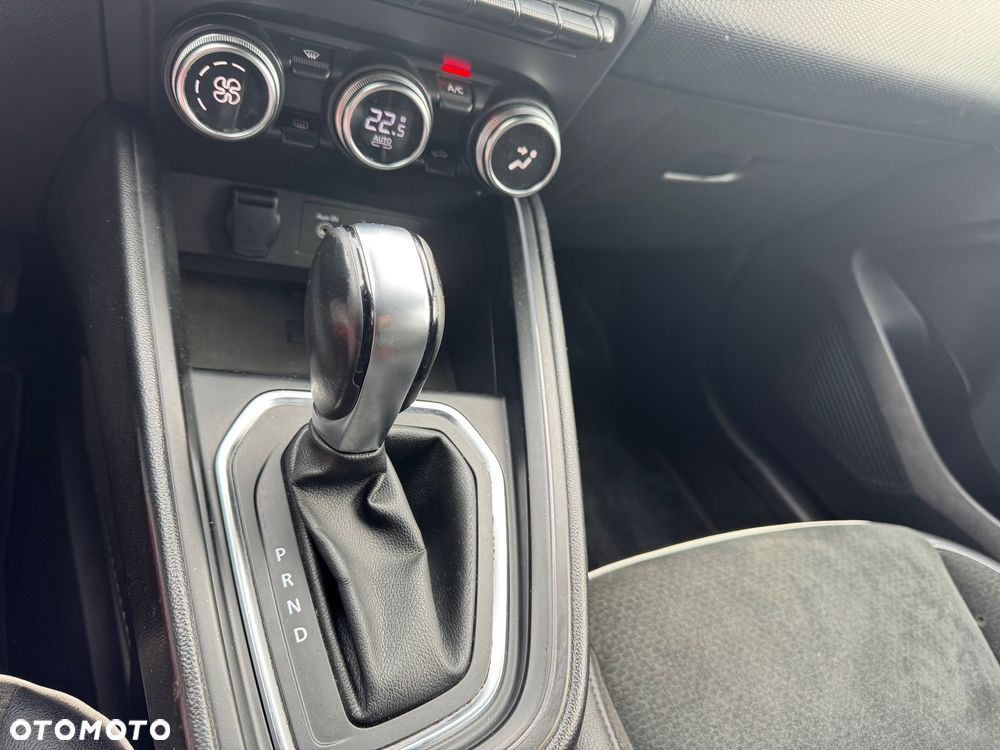 Renault Clio TCe 130 EDC GPF INTENS - 11