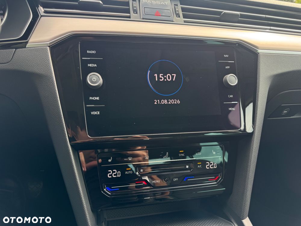 Volkswagen Passat 2.0 TDI Business DSG - 22