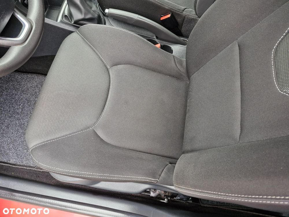 Renault Clio 1.2 16V 75 LIMITED - 20
