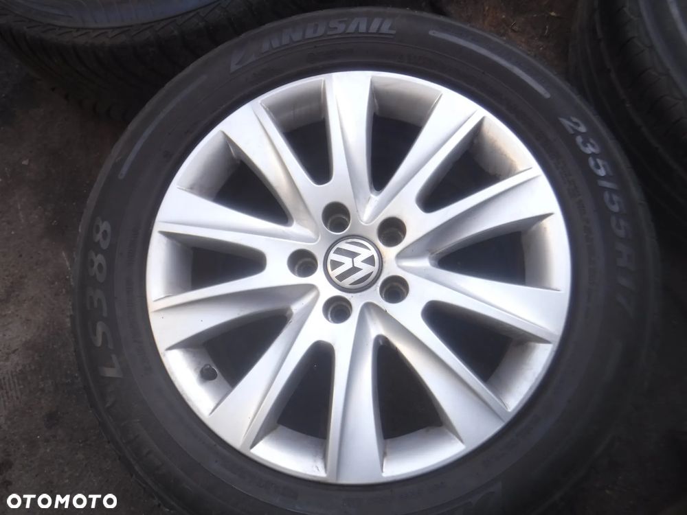VW Tiguan Audi Q3 alufelgi   opony 235/55/17 17 5X112 ET43 7J  5N0601025M - 2