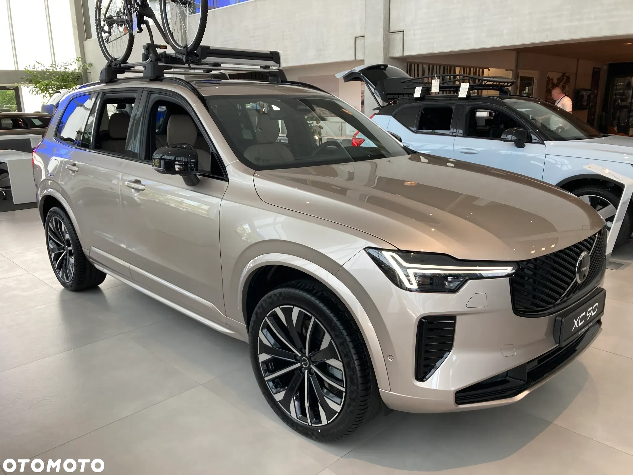 Volvo XC 90 T8 AWD Plug-In Hybrid Ultra Dark 7os - 7