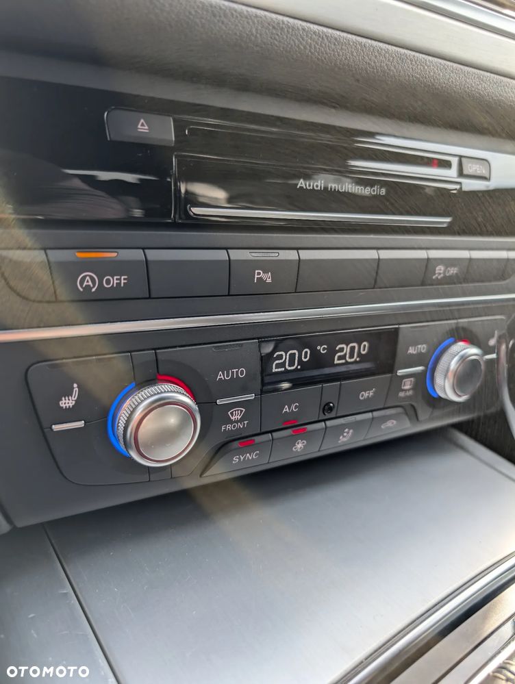 Audi A6 Avant 3.0 TDI quattro S tronic - 25