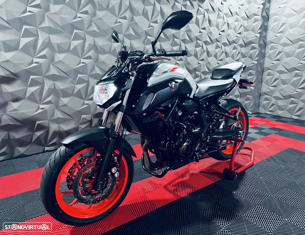 Yamaha MT-07 - 29