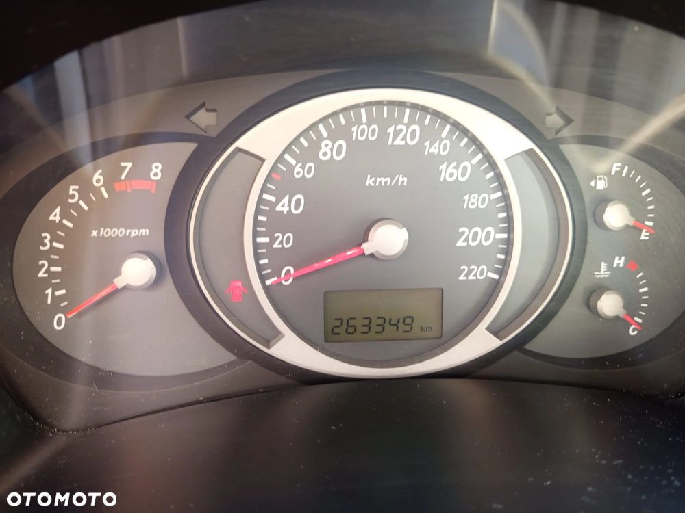 Hyundai Tucson 2.0 Comfort 2WD - 14