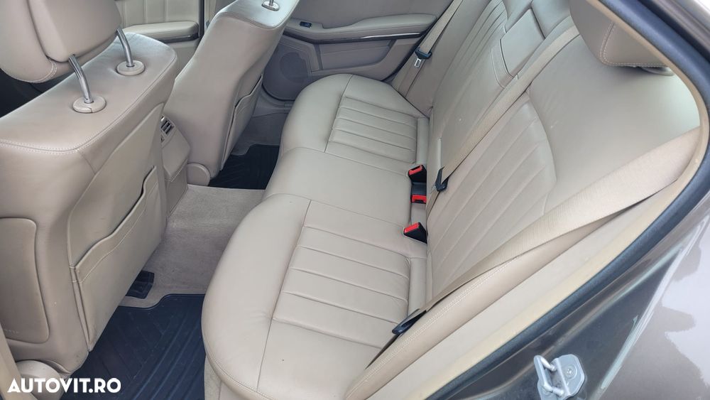 Mercedes-Benz E 220 CDI DPF BlueEFFICIENCY Automatik Elegance - 9