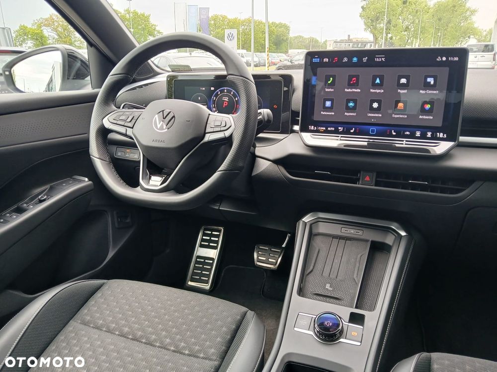 Volkswagen T-Roc 1.5 eTSI R-Line DSG - 13