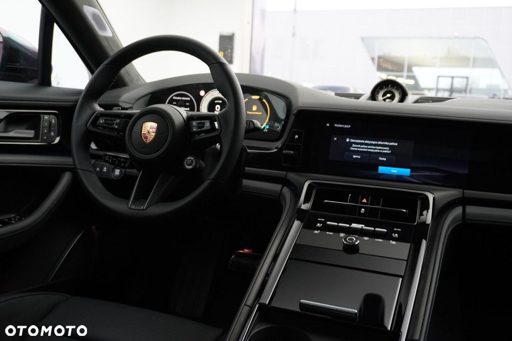 Porsche Panamera GTS - 36