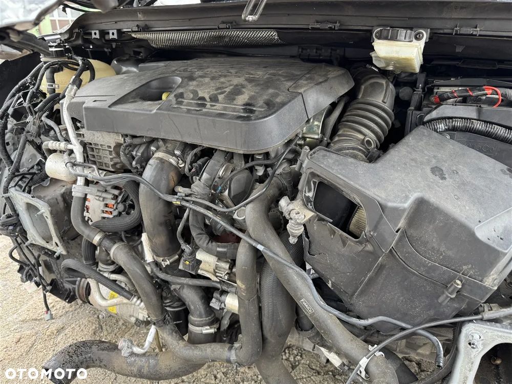 Ford Kuga 2.0 TDCi AWD ST-Line - 16