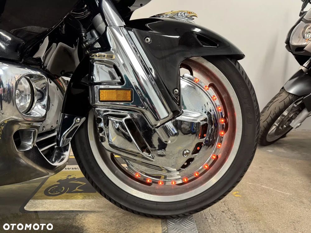 Honda GL - 8