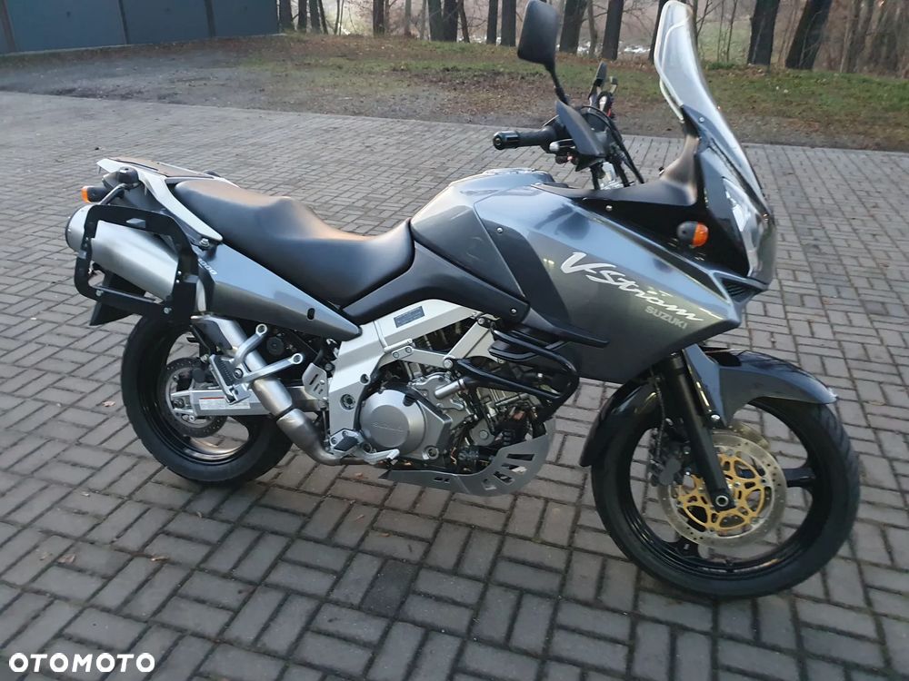 Suzuki V-STROM - 15