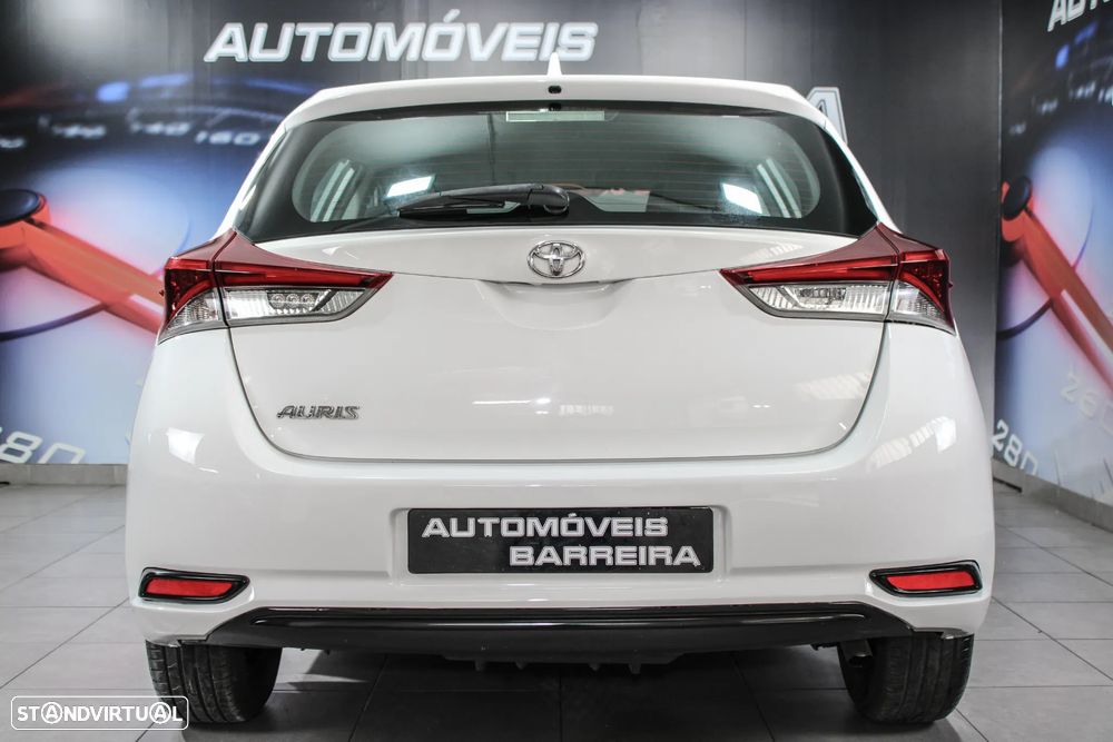 Toyota Auris 1.4 D-4D Comfort - 17