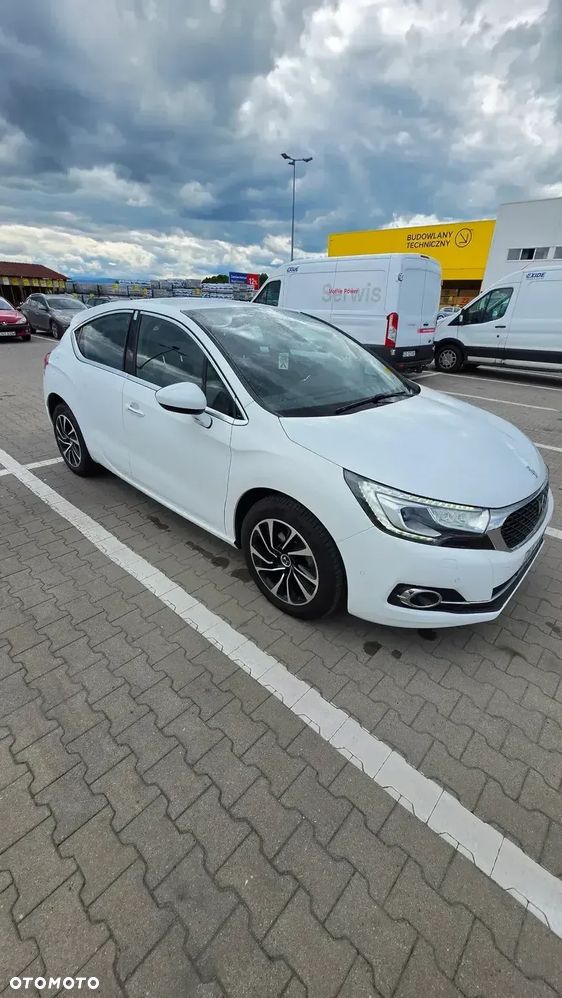 DS Automobiles DS 4 - 12