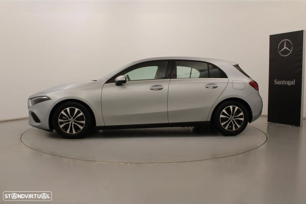Mercedes-Benz A 200 Standard - 12